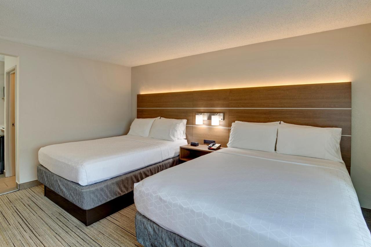Holiday Inn Express Nashville W-I40 By Ihg Buitenkant foto