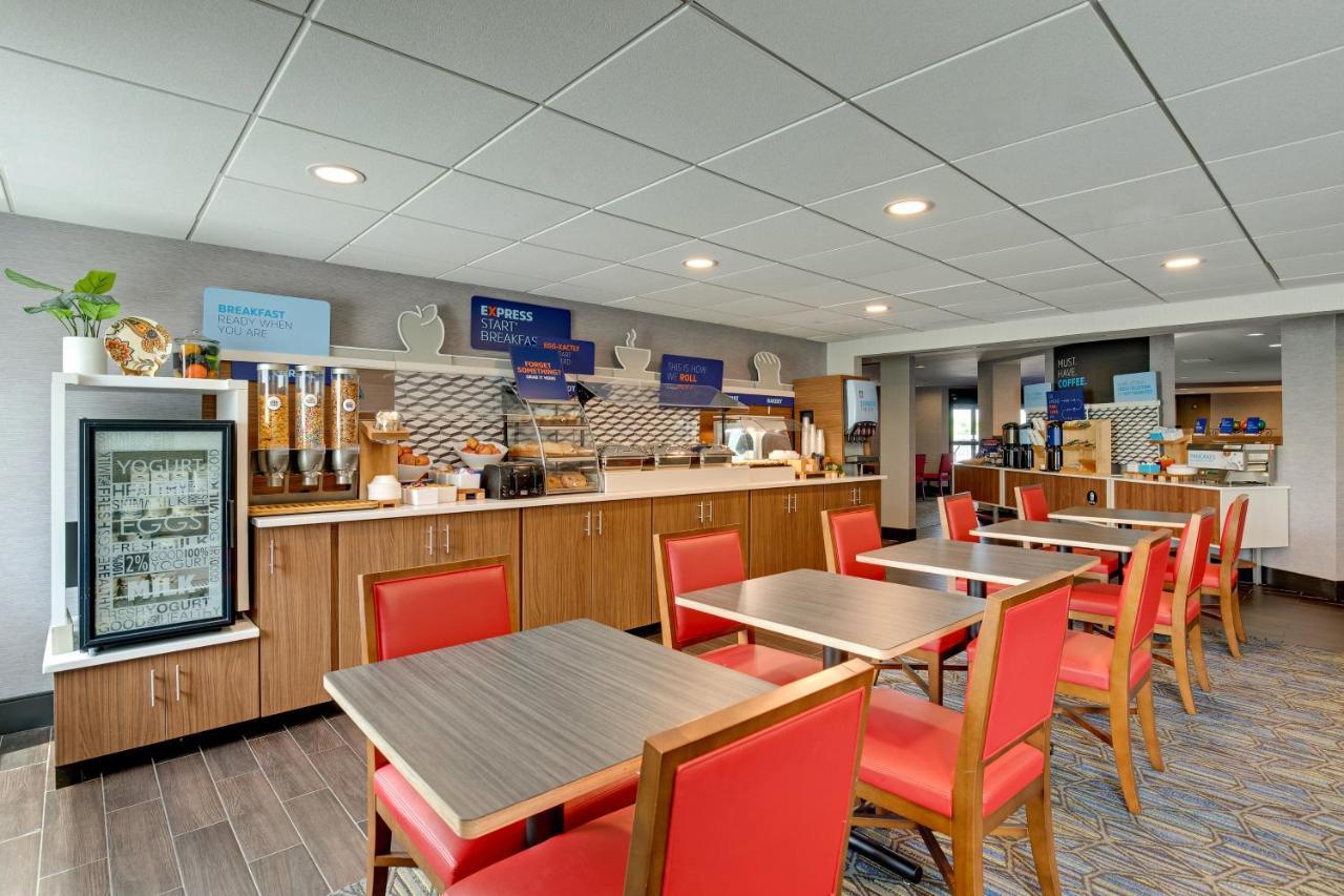 Holiday Inn Express Nashville W-I40 By Ihg Buitenkant foto