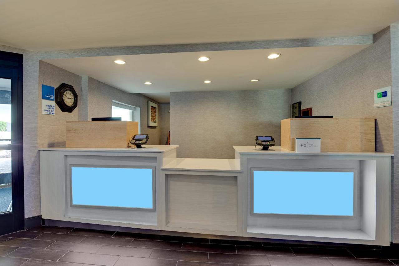 Holiday Inn Express Nashville W-I40 By Ihg Buitenkant foto