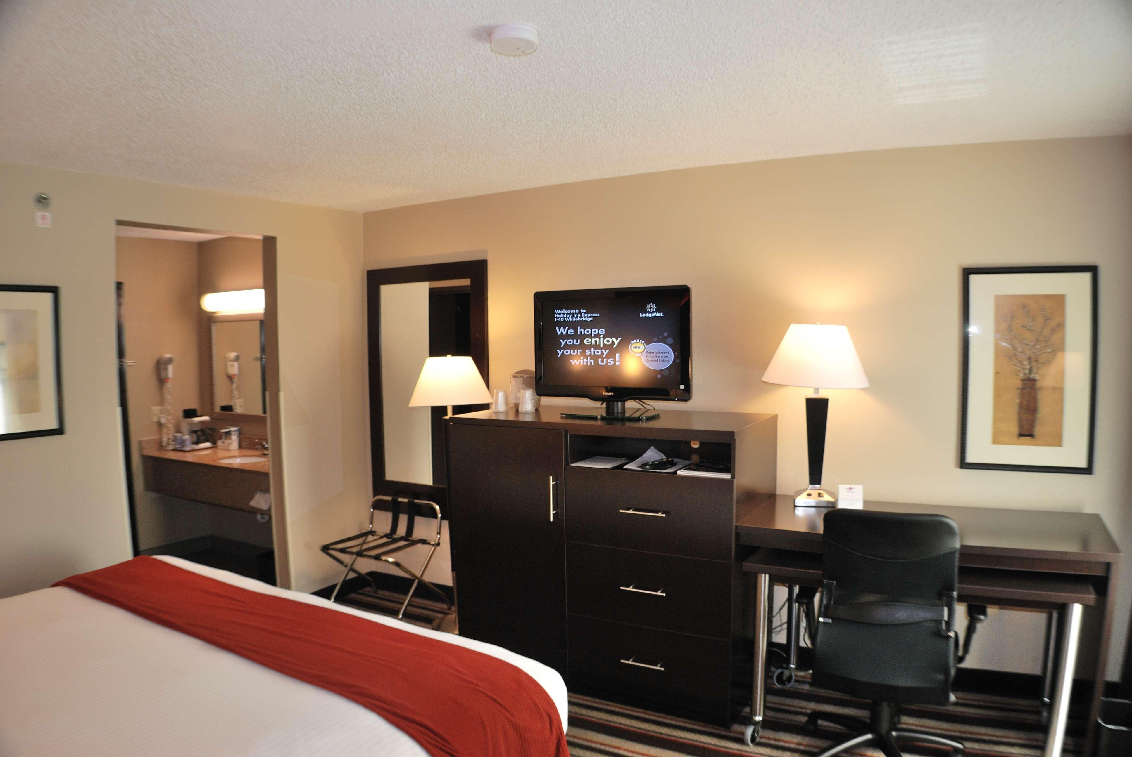 Holiday Inn Express Nashville W-I40, An Ihg Hotel Buitenkant foto