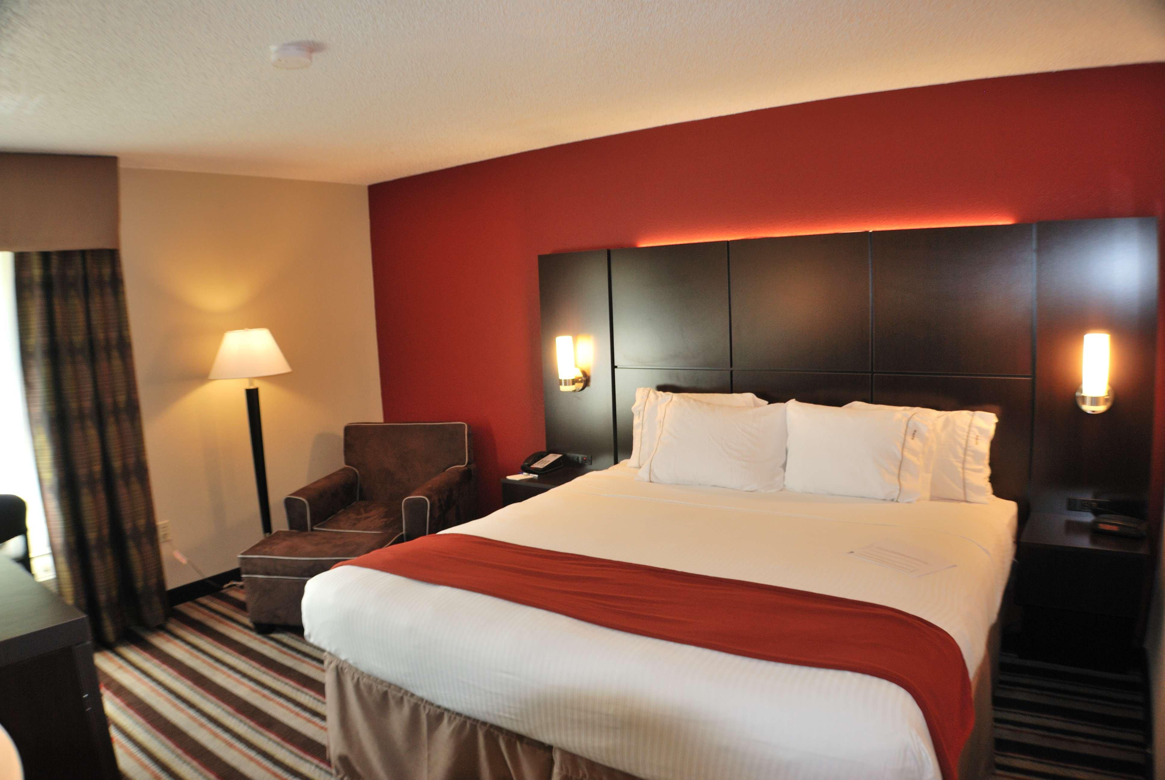 Holiday Inn Express Nashville W-I40 By Ihg Buitenkant foto